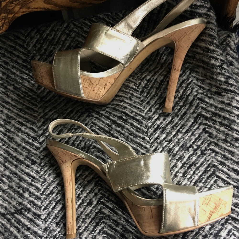 5" Gold Sling Platform Sandals (Nine West)